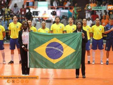 Brasil encerra 1ª Copa do Mundo de Maracanã em 5º lugar e ganha troféu Fair Play