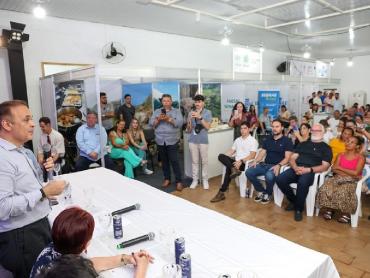 Secretário de Estado, Roberto de Lucena, participou do Empreenda Tur em Monte Alegre do Sul